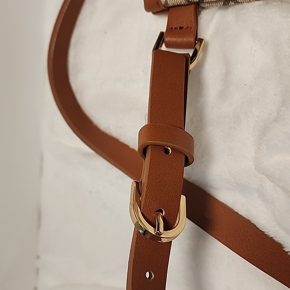 Michael Kors Logo Signature Fanny Pack/Waist Bag NWOT - Picture 5 of 6